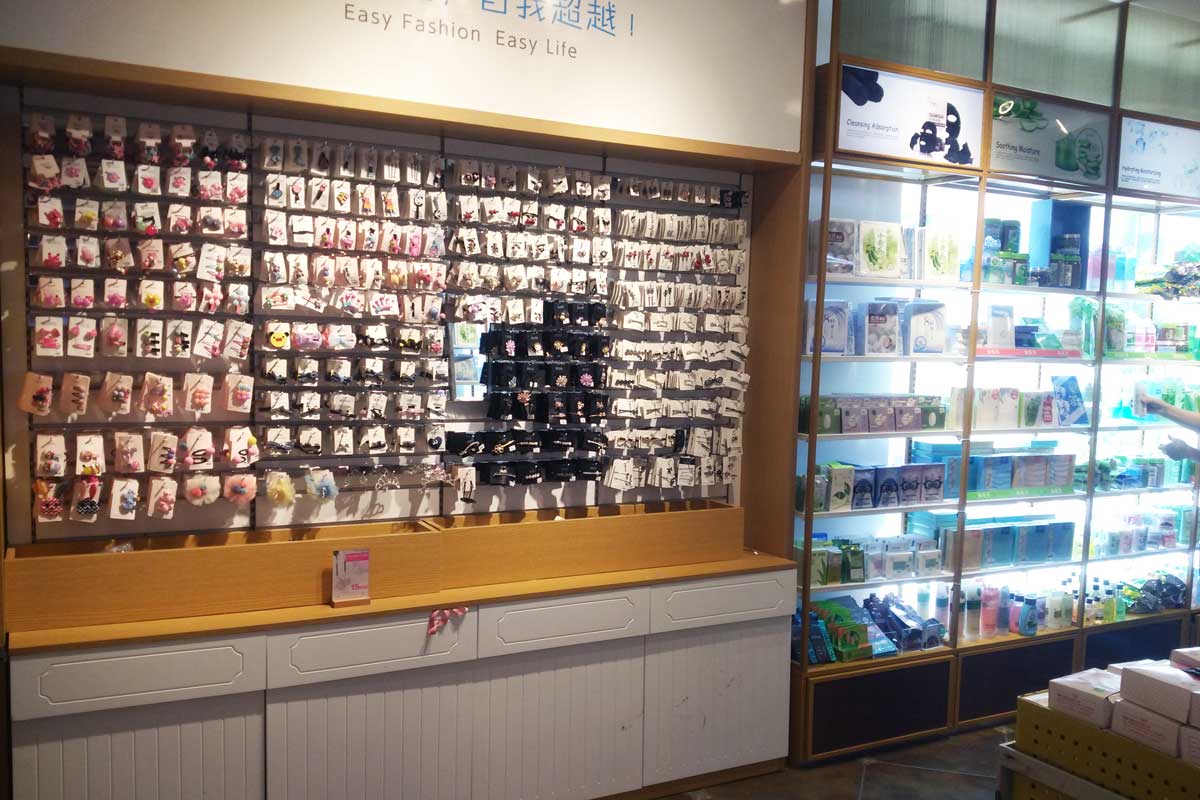 七色花飾品設(shè)計實景圖4 七色花飾品設(shè)計實景圖4